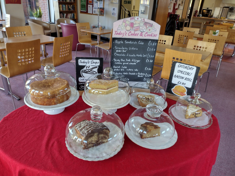 Cross Street Café Cakes